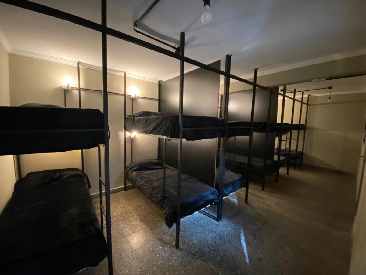 Urban Jungle Hostel Сан-Мигель-де-Тукуман Экстерьер фото