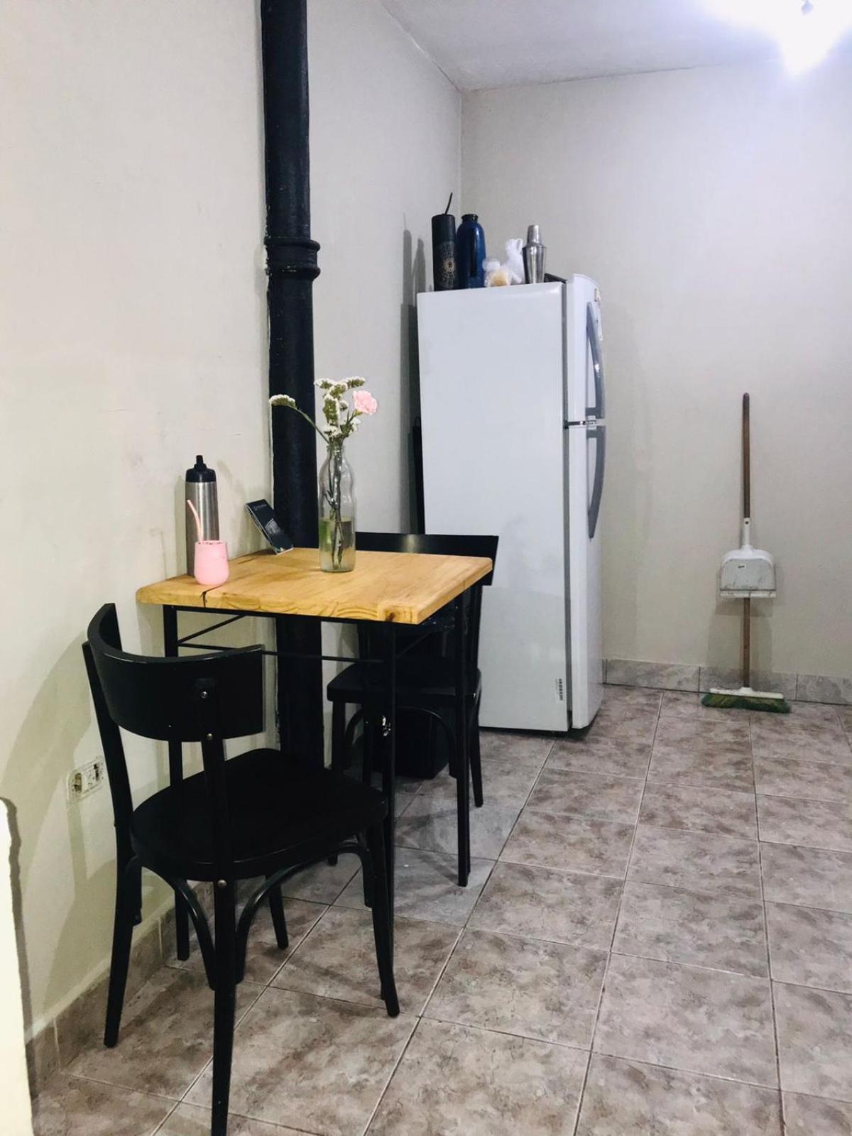 Urban Jungle Hostel Сан-Мигель-де-Тукуман Экстерьер фото