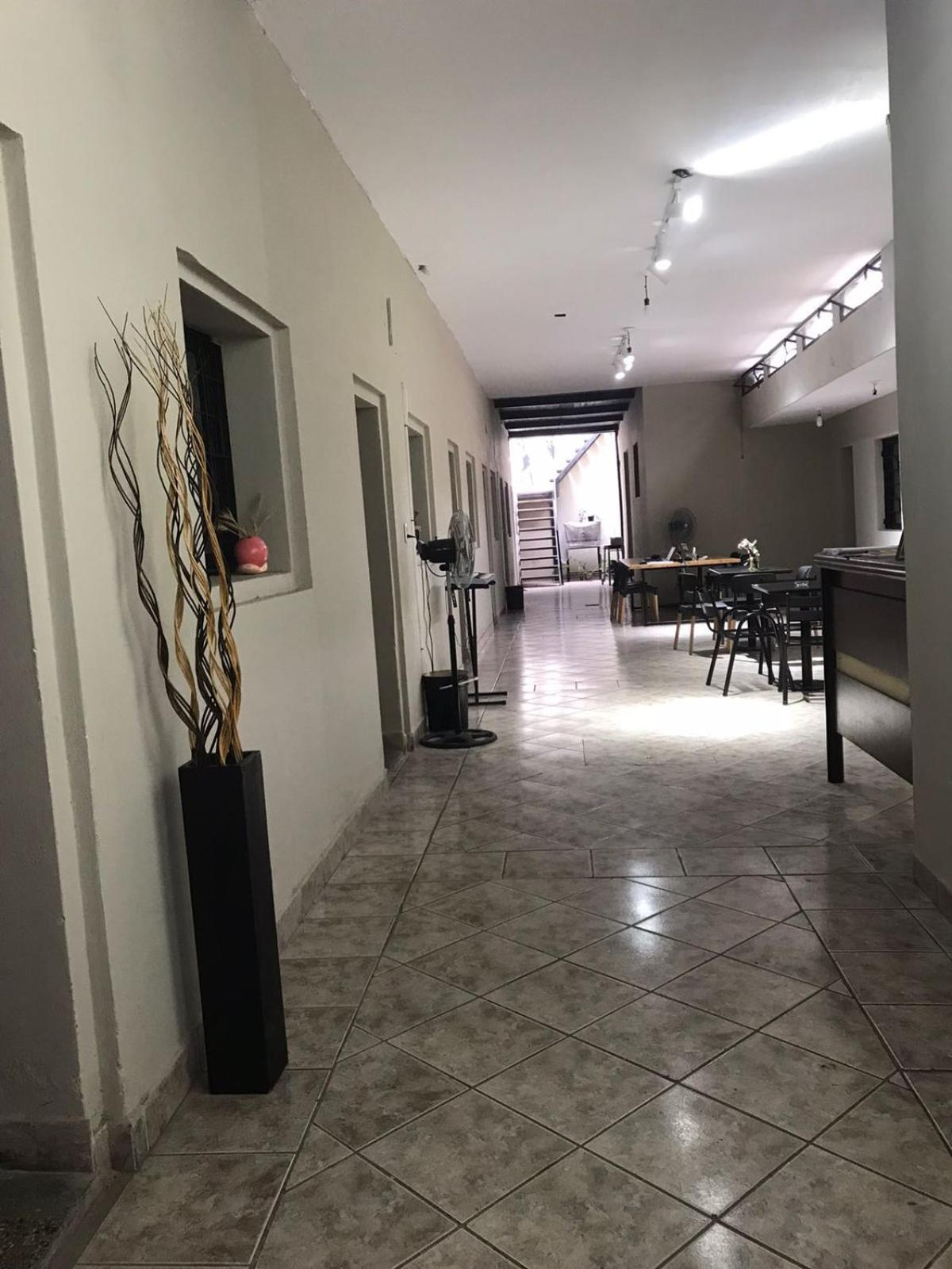 Urban Jungle Hostel Сан-Мигель-де-Тукуман Экстерьер фото