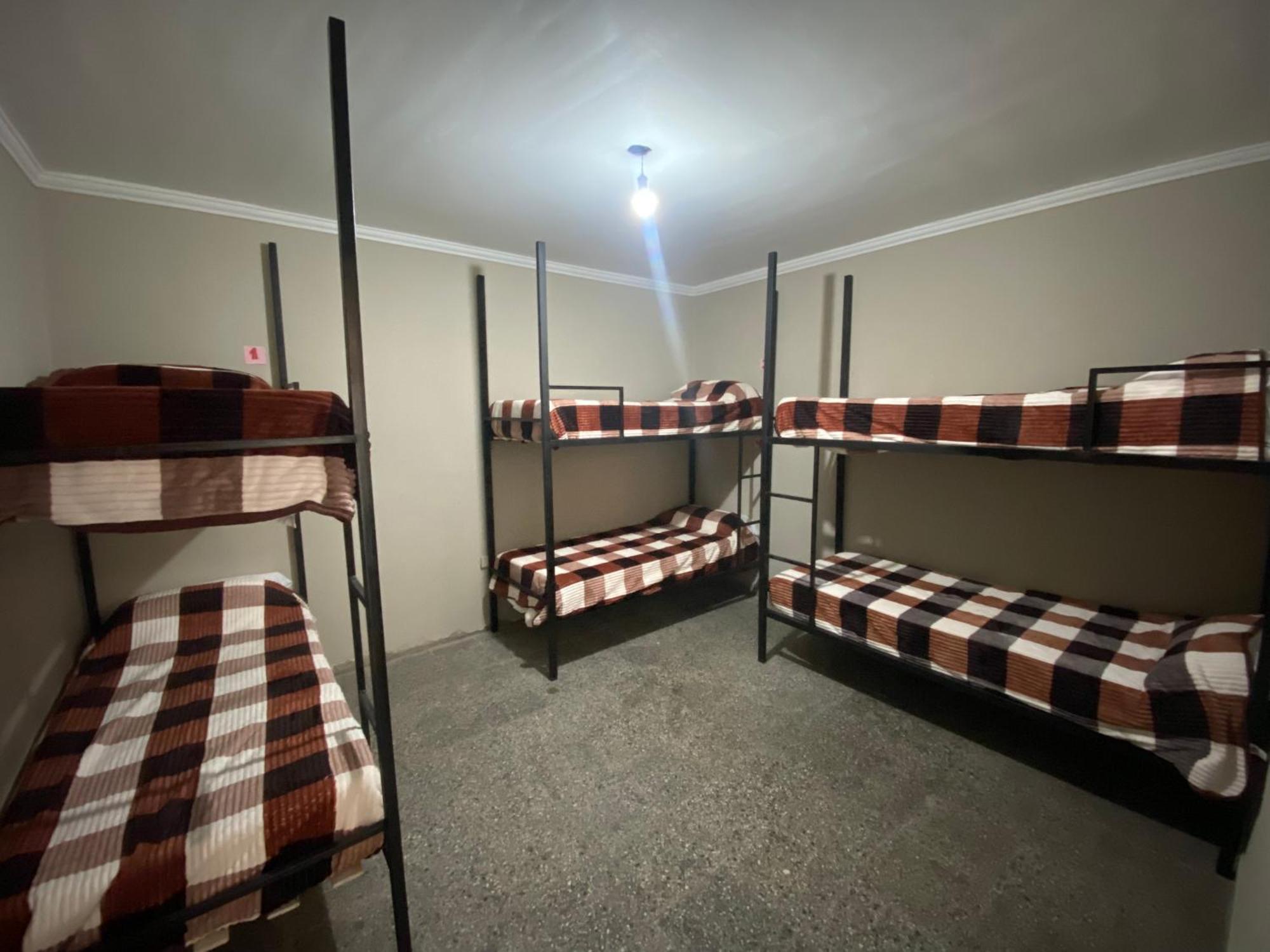 Urban Jungle Hostel Сан-Мигель-де-Тукуман Экстерьер фото