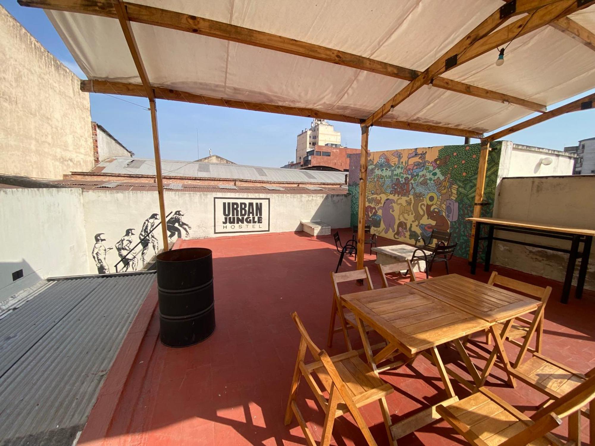 Urban Jungle Hostel Сан-Мигель-де-Тукуман Экстерьер фото